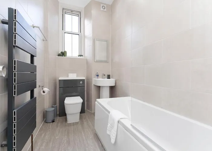 Modern Sleeps 6 Lägenhet