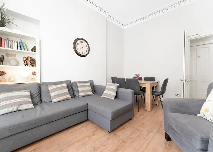 Modern Sleeps 6 Lejlighed *