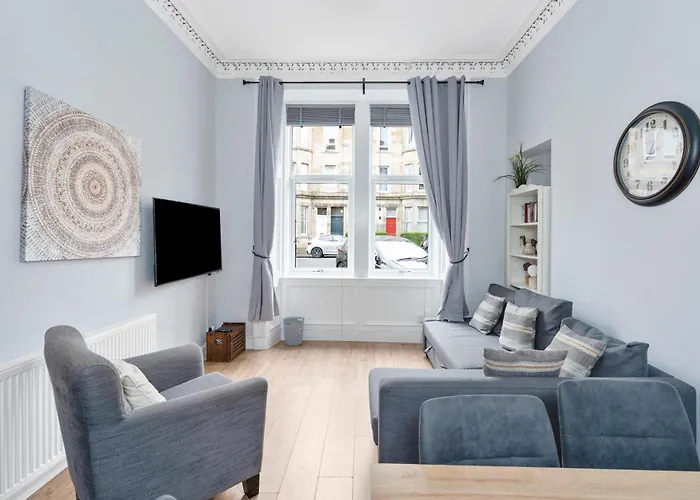 Modern Sleeps 6 * Edinburg