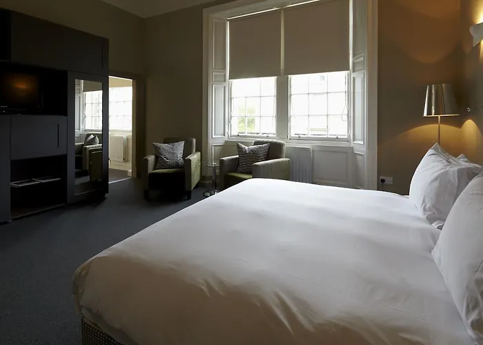 B+B Edinburgh Ξενοδοχείο 4*