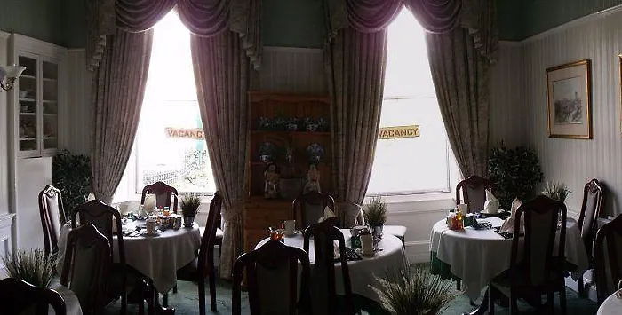 Sherwood Gæstehus 4*