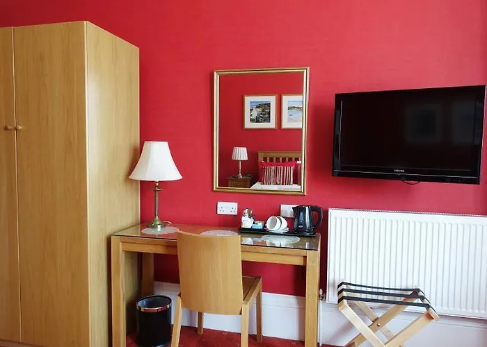 Gladstone House 4* Edinburgh