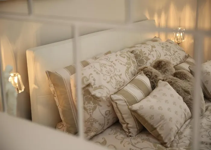 Pearl - Dalry House Эдинбург