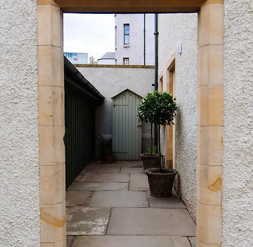 The Pavilion At Lamb's House Holiday home *