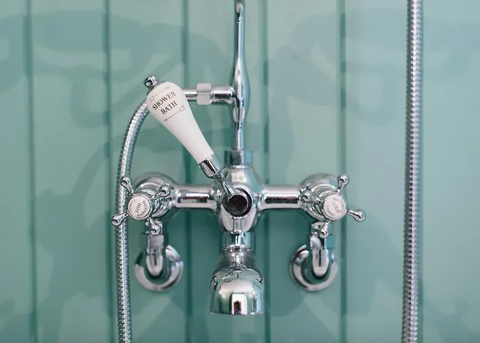 The Pavilion At Lamb's House