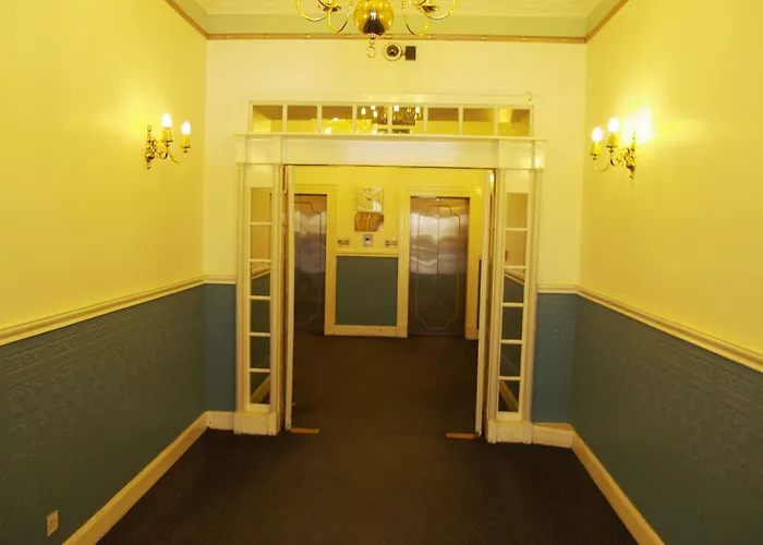 公寓 Royal Mile Mansions By *