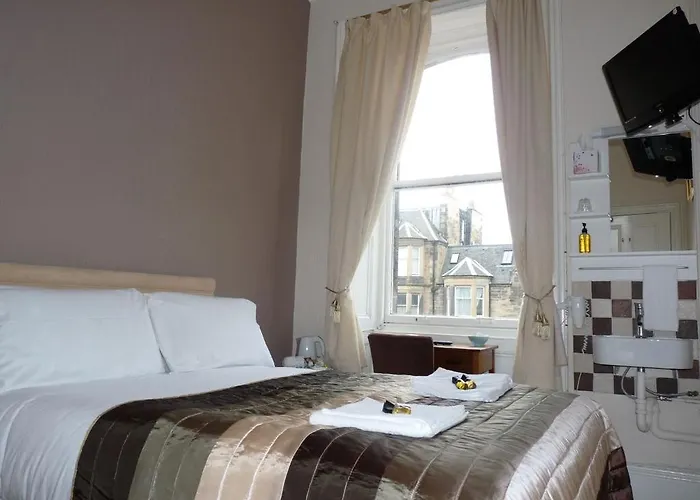 Guest house Alba Hills 3*