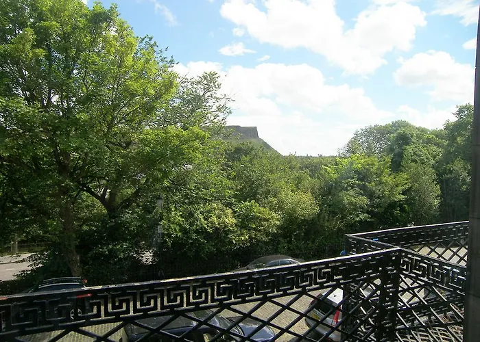 Apartment Regent Terrace, Central And Charming, Quiet Edinburgh