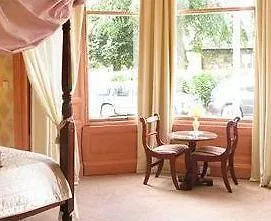 Hotel Grosvenor Gardens 4*