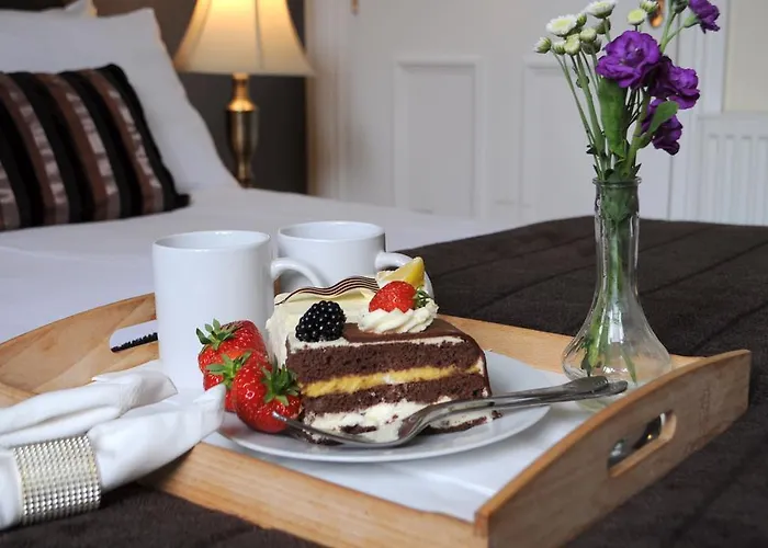 Guest house Queens 4*