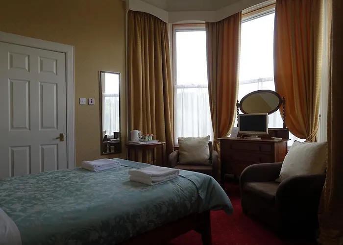 Ashgrove House