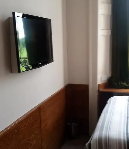 Guest house Adelphi 3*