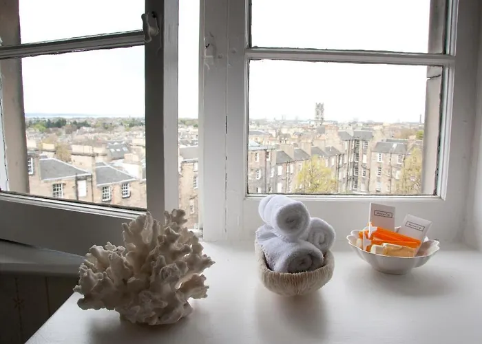 Couette-café A Georgian 4*