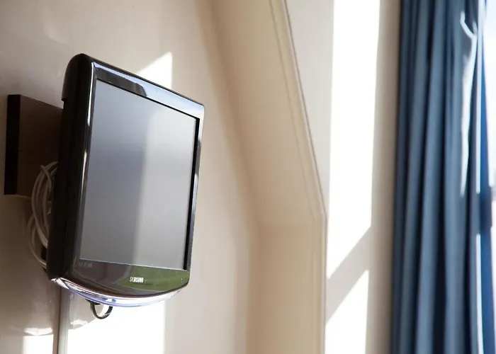 Garfield Oda ve Kahvaltı 4*