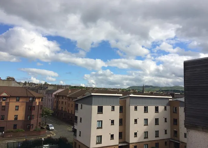 דירה 5 Bedroom Penthouse אדינבורו