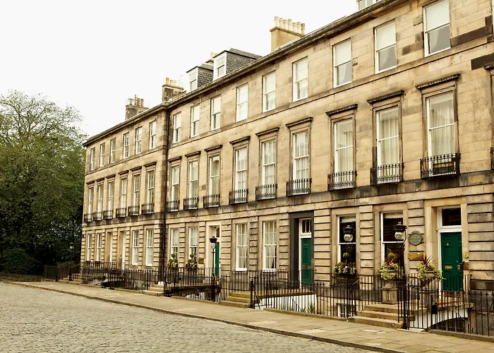 Otel Nira Caledonia 4*