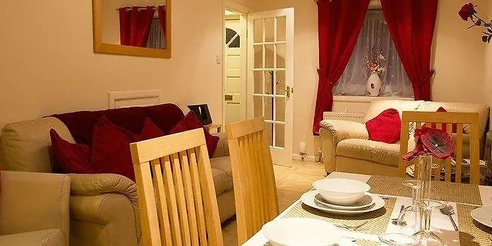 公寓 皇家公寓 *