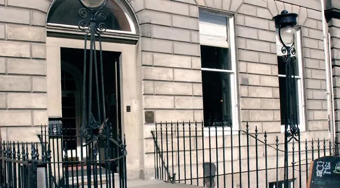 28 York Place 3* إدنبرة