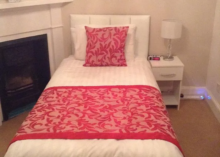 Ailsa 3* إدنبرة