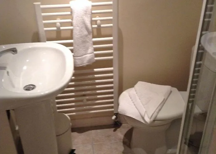 Ailsa 3* إدنبرة