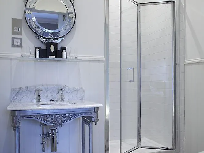 Ailsa Craig Hotel 3*