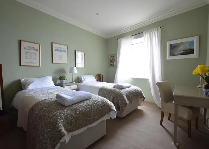 Royal Mile Elegance - Space & Luxury Edinburgh