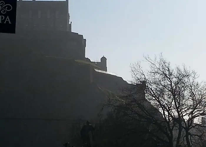 Townhouse Πανσιόν