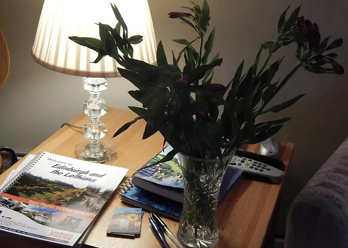 德拉蒙德公寓 * 爱丁堡