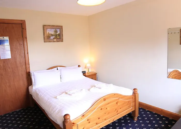 Twin Lions 2* Edinburgh