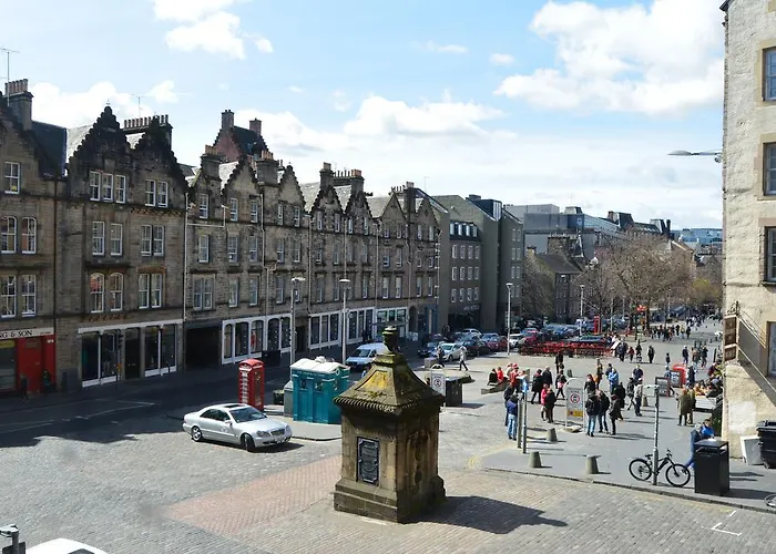 Old Town View - Picture Perfect! *