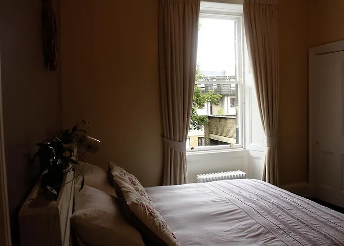Bed & Breakfast Casa Hamilton 4*
