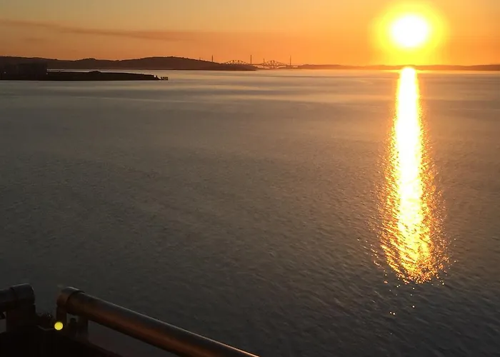 Apartment Western Harbour Edinburgh