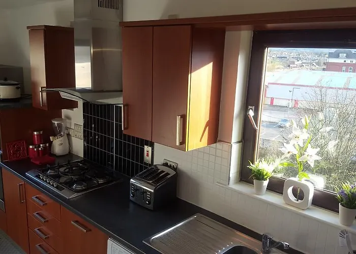 Penthouse Sleeps 11