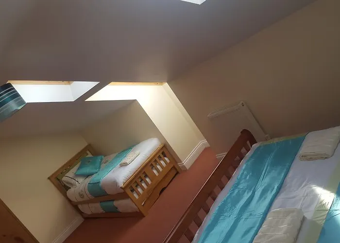 Penthouse Sleeps 11 *