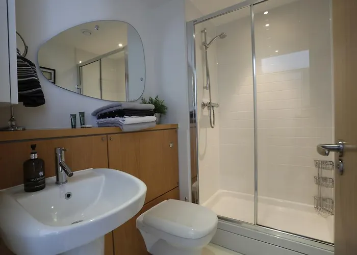 Waterfront Apartment *