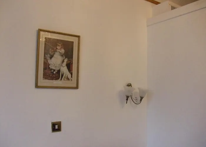 Swan Lake 3* Edinburgh