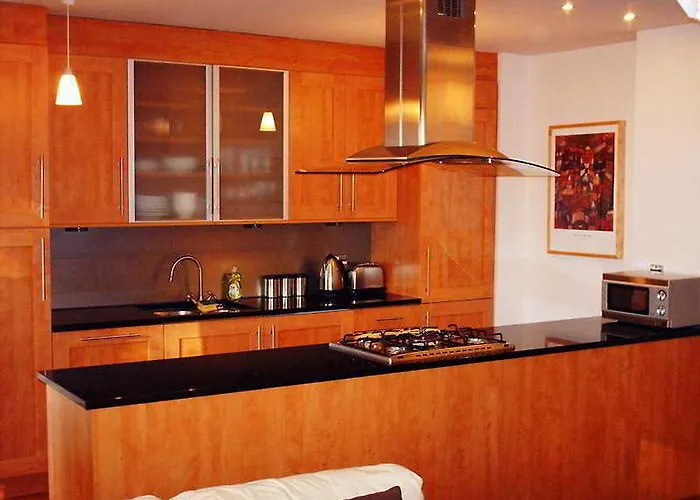 Dreamhouse Holyrood Park