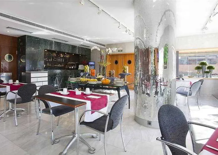 Grove House 4* Edinburgh