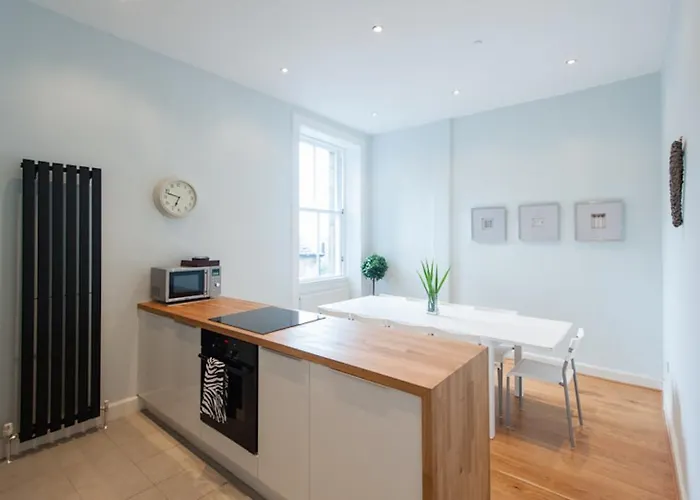 The Ardmillan * Edinburgh