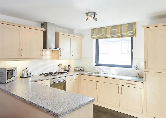 Fountain Court - Eq2 Lejlighedshotel 4*