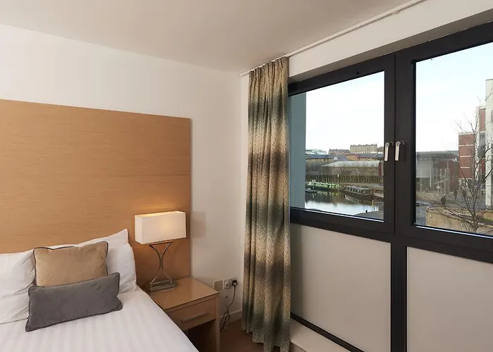 Fountain Court - Eq2 Lejlighedshotel
