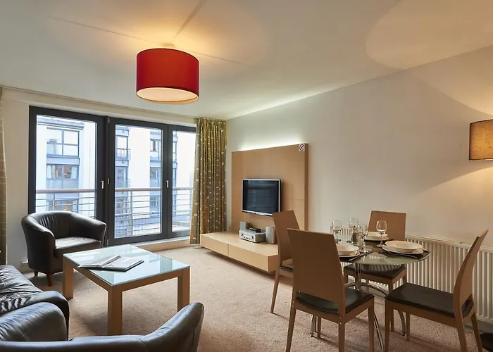 Aparthotel Fountain Court - Eq2