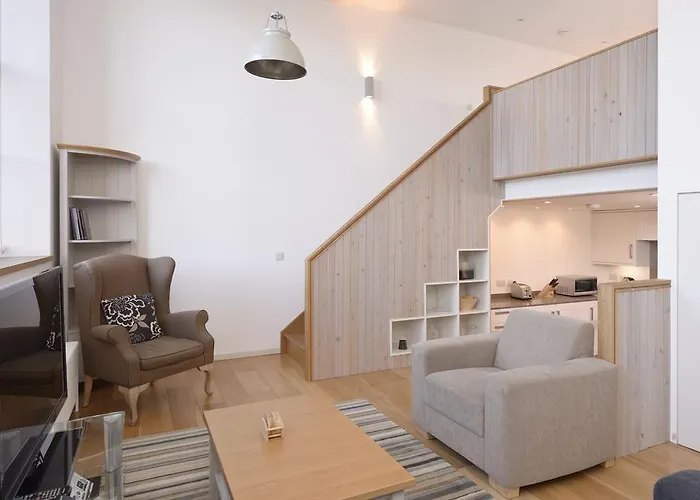 Destiny Scotland - Broughton St Lofts Apartment