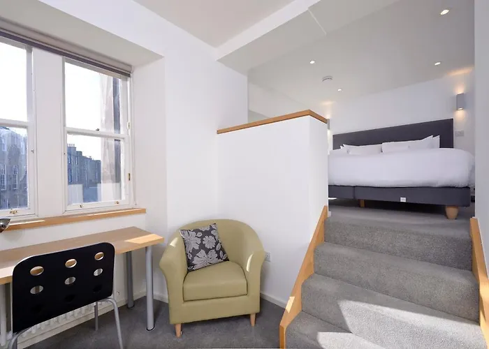 Apartment Destiny Scotland - Broughton St Lofts Edinburgh