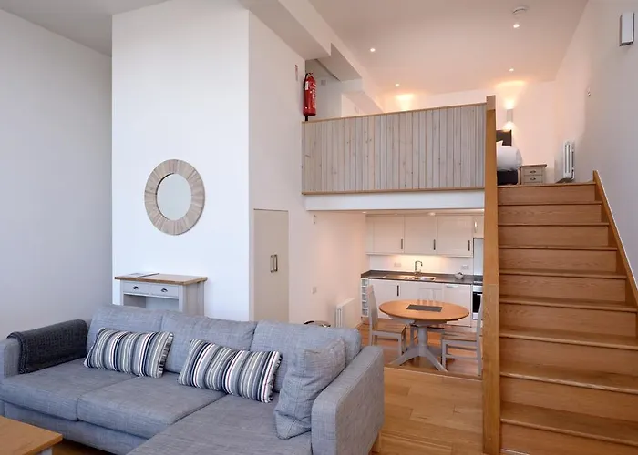 Destiny Scotland - Broughton St Lofts Apartment