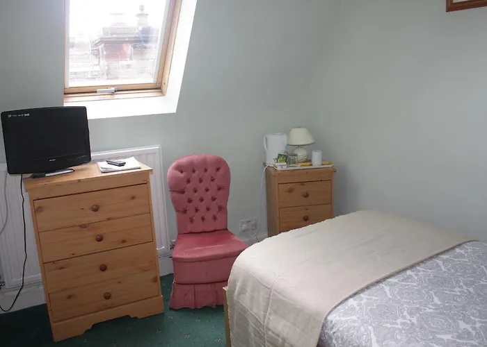 Bed & Breakfast Airdenair 3*