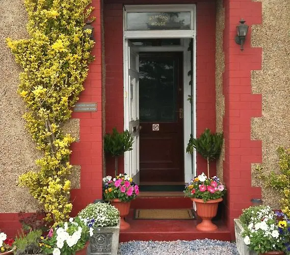 לינה וארוחת בוקר Almond House *