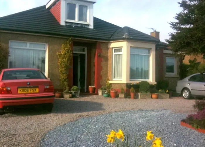 Almond House לינה וארוחת בוקר אדינבורו