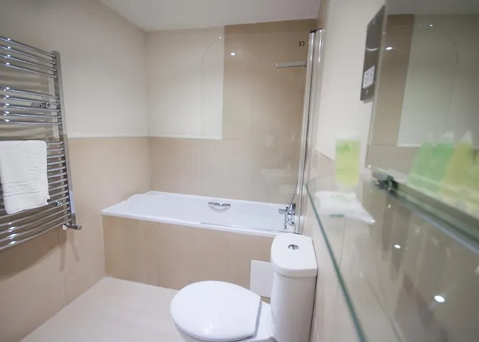 アパートホテル パーマーストン スイーツ 4*