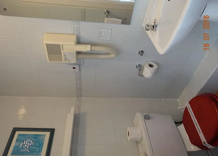 Affittacamere Ashgrove House 3*